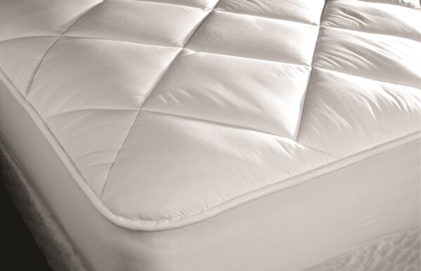 Manchester Mills Ultra Super Topper, Quilted 28 oz, Cloth Top & Bottom, Hotel King 72" x 80", Fitted Skirt (2/Case)