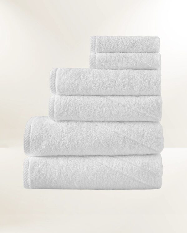 GlobalTex Baccarat White Bath Towel (15/Case)