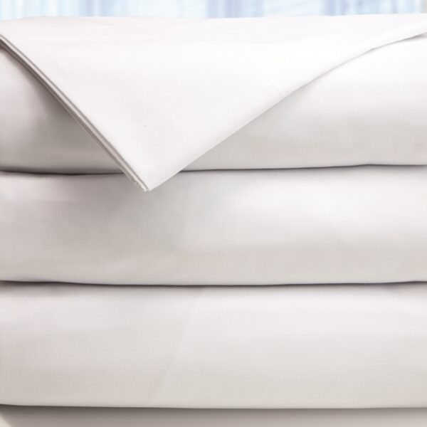 Hilton Worldwide T200 Blend Plain Weave, No Tuck Full/Double Flat Sheet, 81x104 FS, White (24/Case)